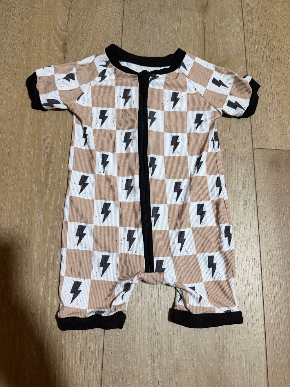 Bamboo shortie|lightning bolt checked print|12-18M